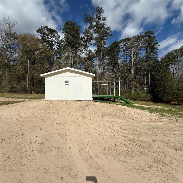 205 Charles Keyes Lane, Livingston, Texas image 6