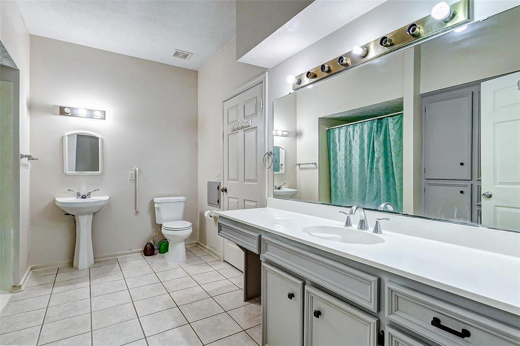 20 Mockingbird Lane, Dayton, Texas image 7
