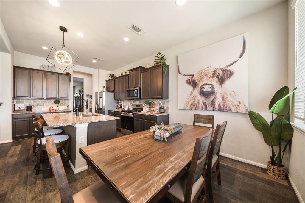 3214 Red Pebble Lane, Texas City, Texas image 5
