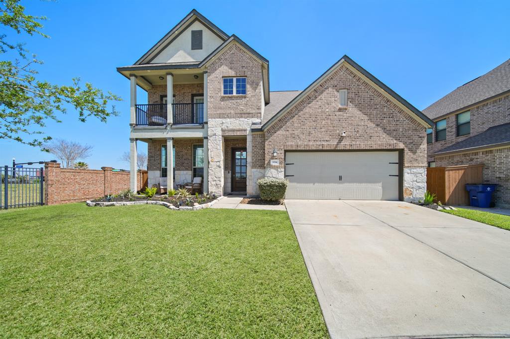 3214 Red Pebble Lane, Texas City, Texas image 1