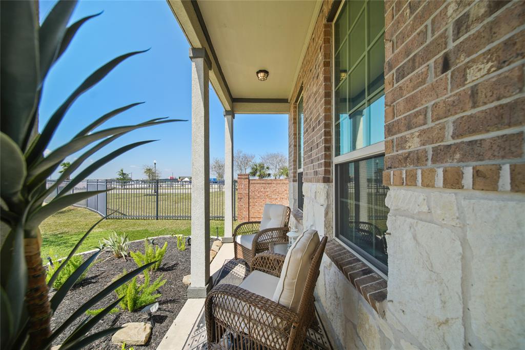 3214 Red Pebble Lane, Texas City, Texas image 19