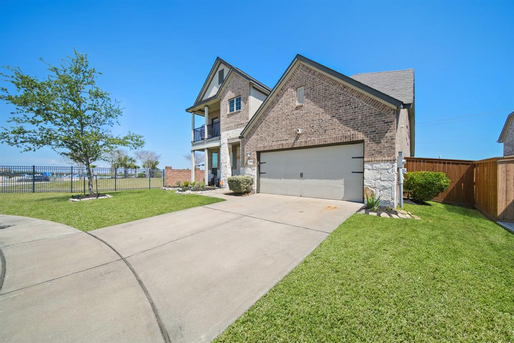 3214 Red Pebble Lane, Texas City, Texas image 20