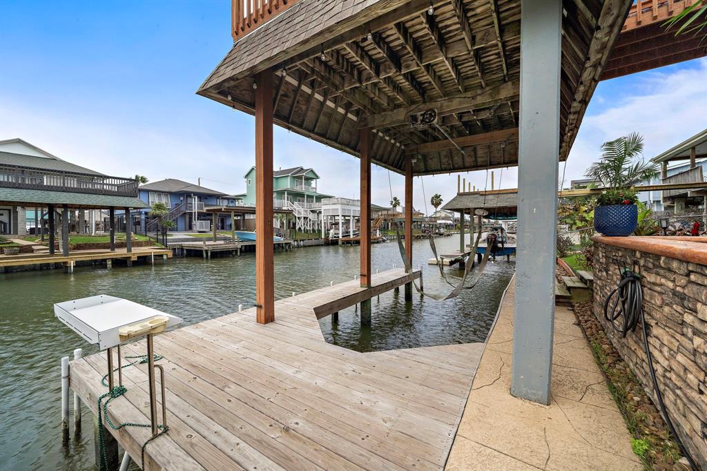 5 S Sandpiper Street, La Marque, Texas image 3
