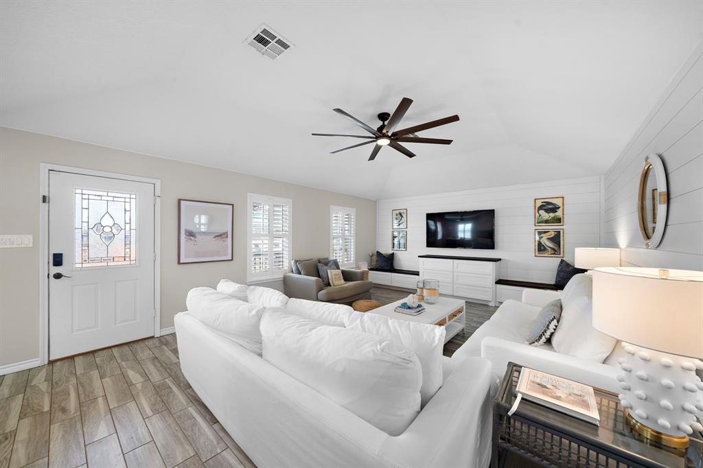 5 S Sandpiper Street, La Marque, Texas image 8