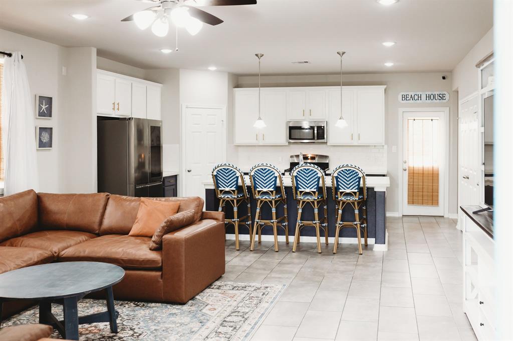 239 Bay Oaks Drive, La Porte, Texas image 8