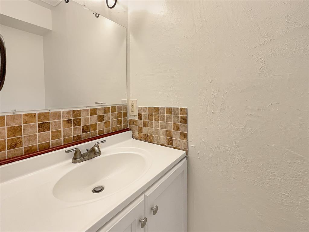 21415 Park Mount Drive, Katy, Texas image 17