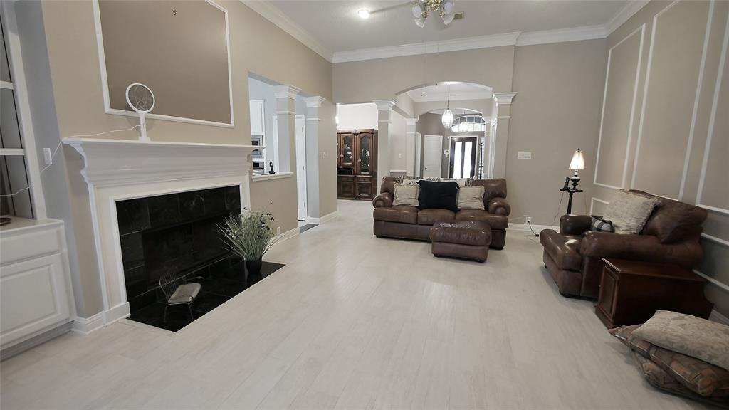 1314 Caravelle Court, Katy, Texas image 10
