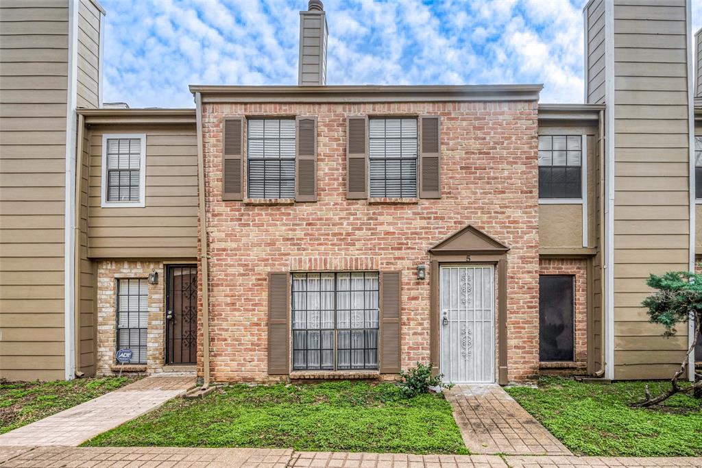 View Houston, TX 77036 townhome