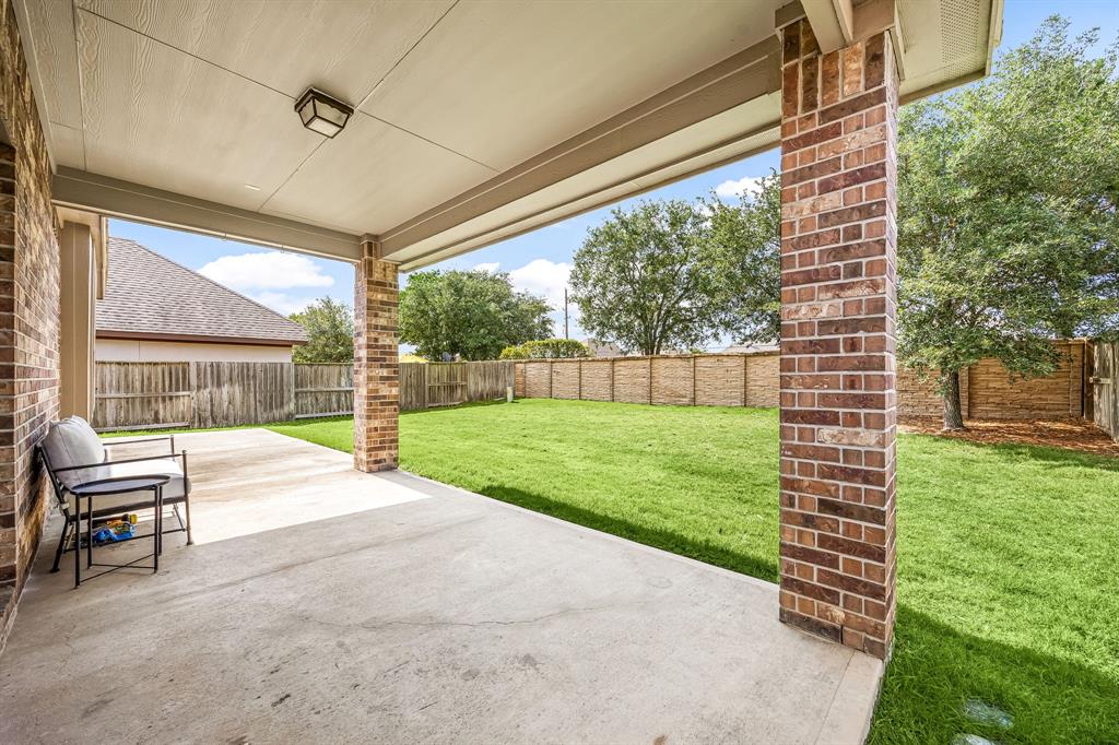 6326 Wolf Run Drive, Katy, Texas image 22