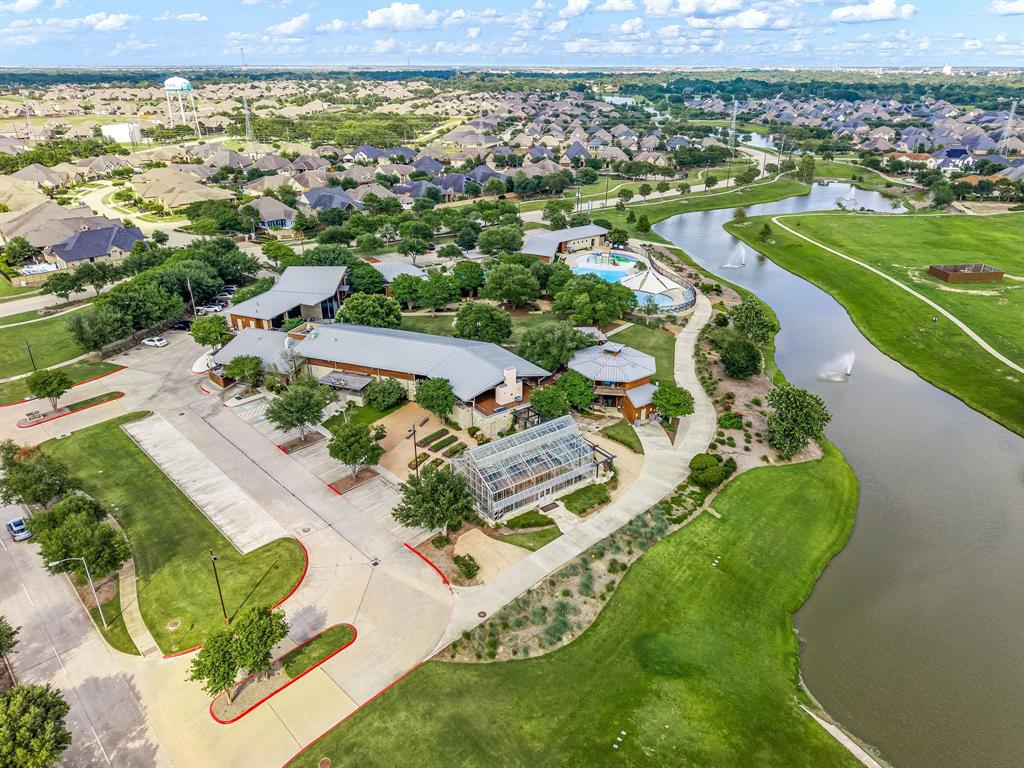 6326 Wolf Run Drive, Katy, Texas image 28