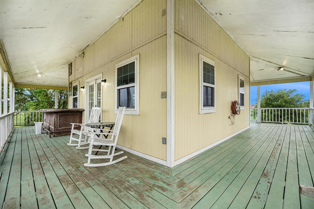 4201 Lawrence Road, Beach City, Texas image 17