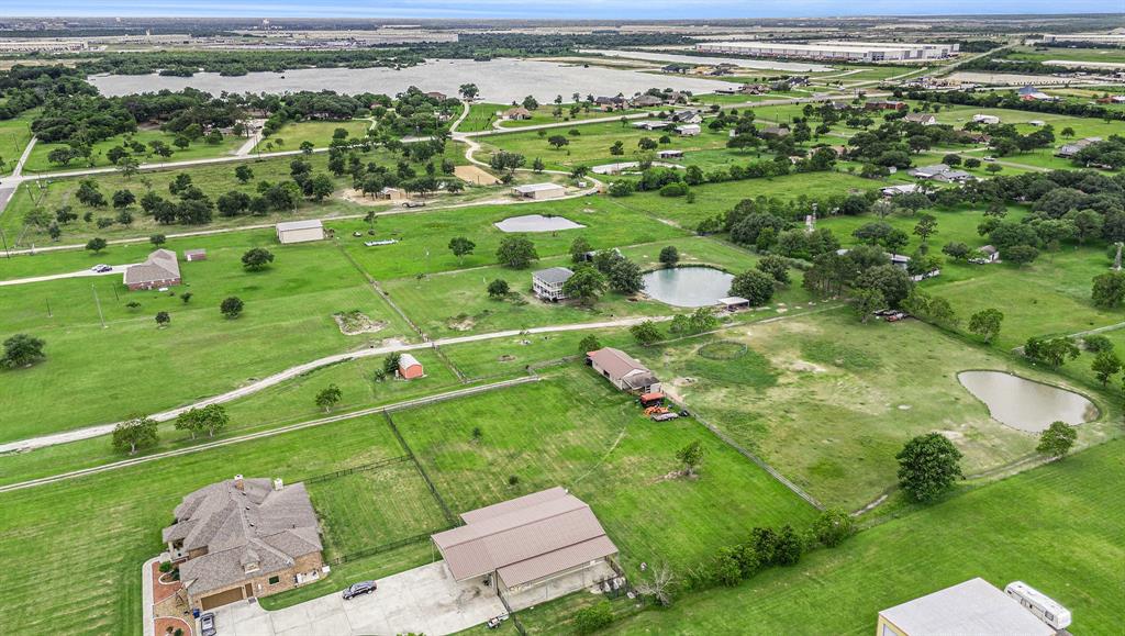 4201 Lawrence Road, Beach City, Texas image 34
