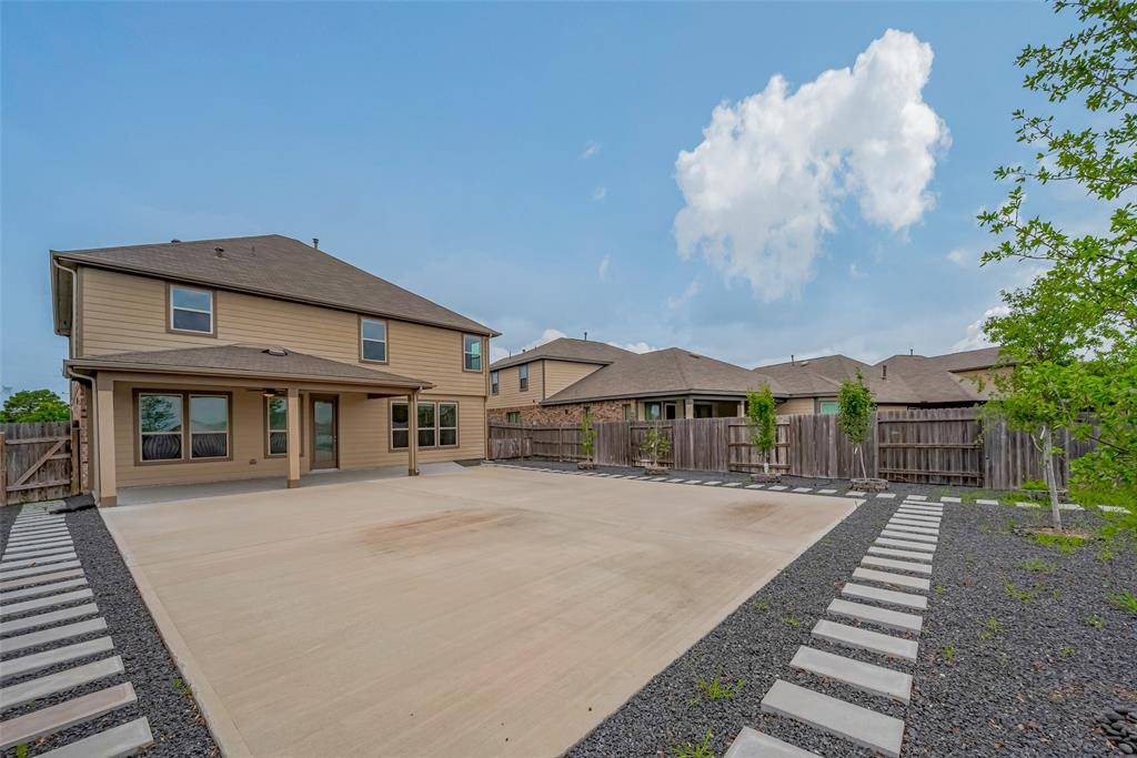 4818 Emerson Manor Drive, Katy, Texas image 31