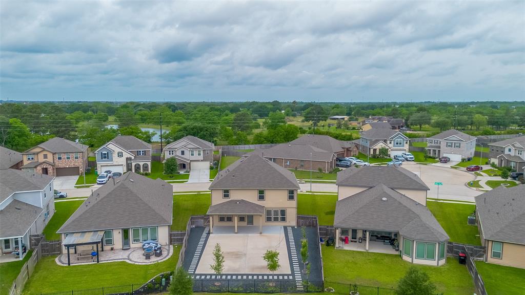 4818 Emerson Manor Drive, Katy, Texas image 33