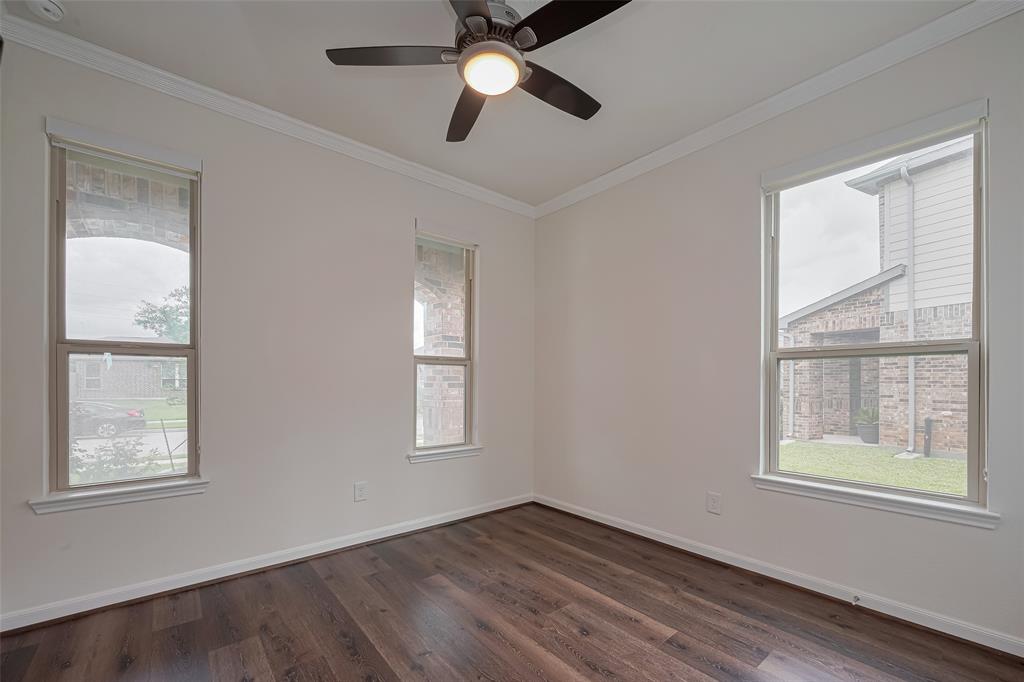 4818 Emerson Manor Drive, Katy, Texas image 18