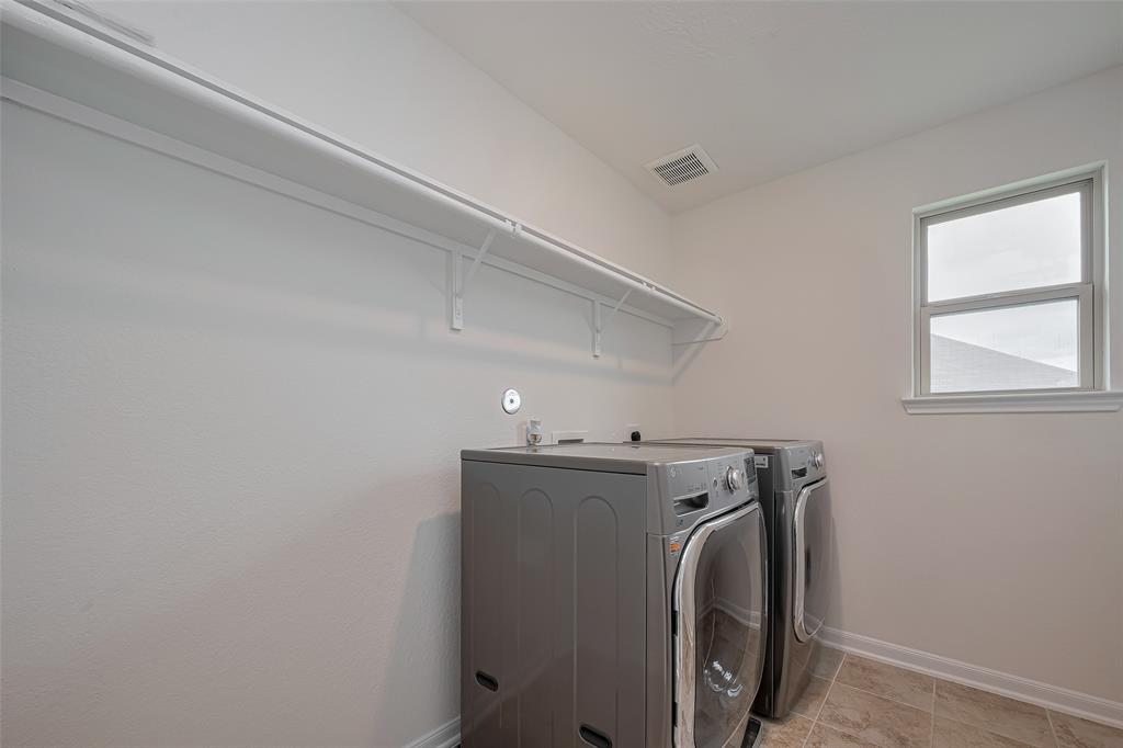 4818 Emerson Manor Drive, Katy, Texas image 17