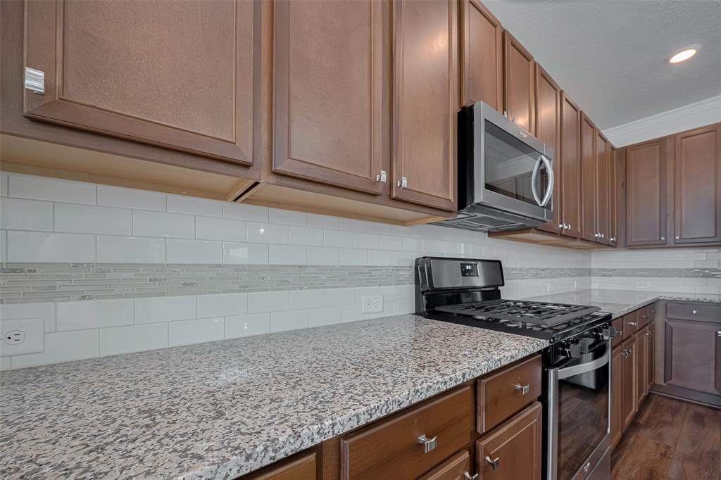 4818 Emerson Manor Drive, Katy, Texas image 16