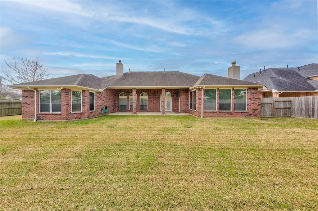 1882 Round Rock Street, Friendswood, Texas image 43