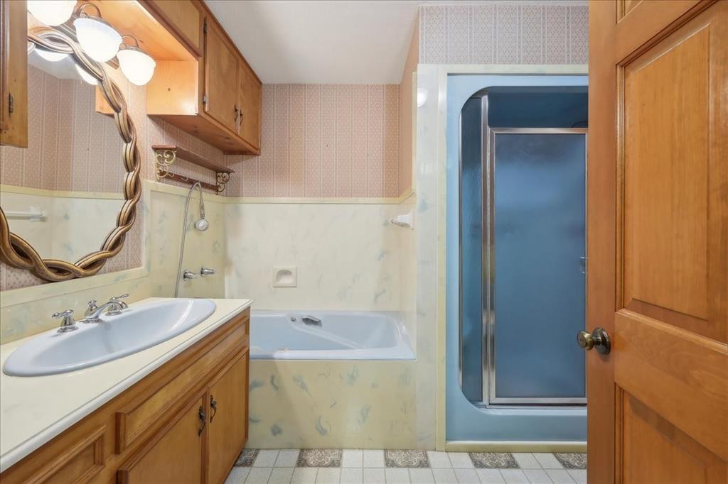 8890 Interstate 10, Orange, Texas image 32