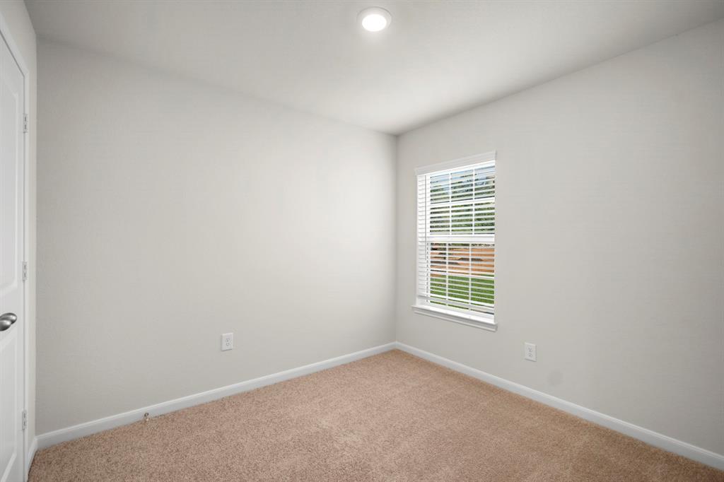 412 Tejas Trail, Waller, Texas image 9