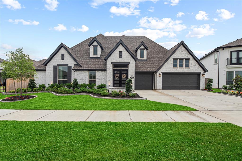 21511 Blue Porterweed Trail