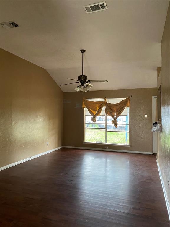 5122 Kent Drive