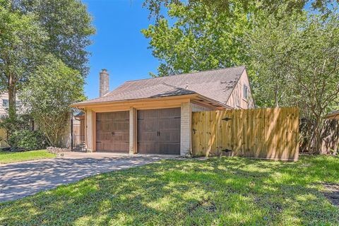 Single Family Residence in Houston TX 6715 La Sombra Drive Drive.jpg