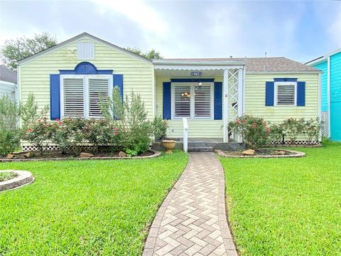 Photo of 4817 Alamo Drive, Galveston, TX 77551 (MLS # 57038924)