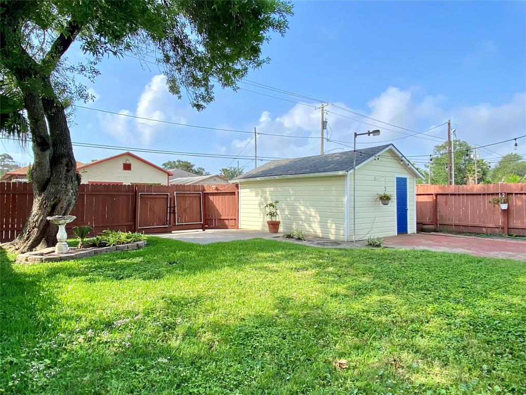 4817 Alamo Drive, Galveston, Texas image 26
