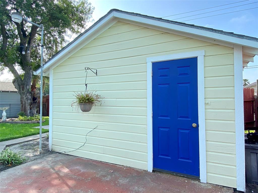4817 Alamo Drive, Galveston, Texas image 29