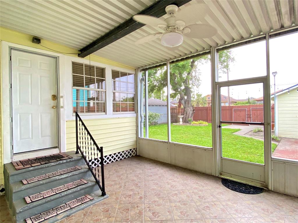 4817 Alamo Drive, Galveston, Texas image 24