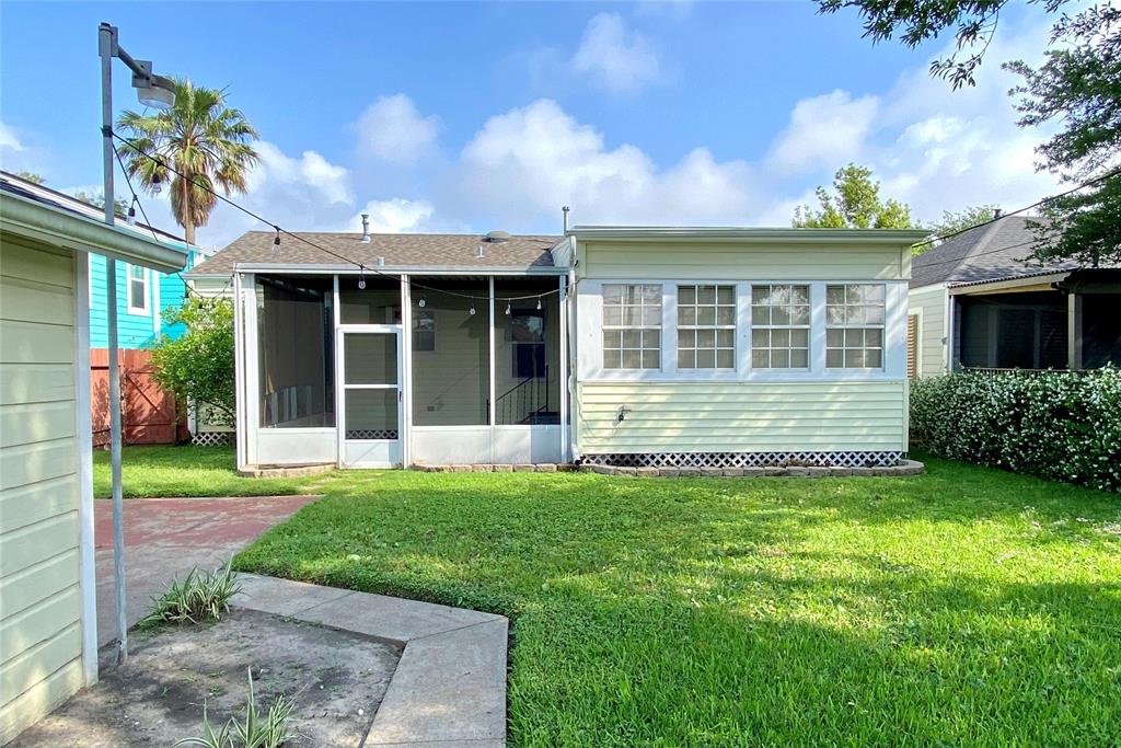 4817 Alamo Drive, Galveston, Texas image 30