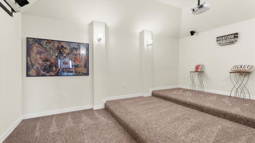 2077 Brookmont Drive, Conroe, Texas image 23