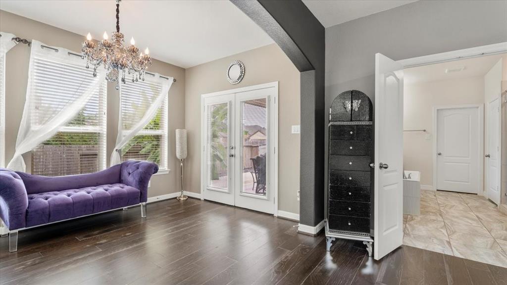2077 Brookmont Drive, Conroe, Texas image 41