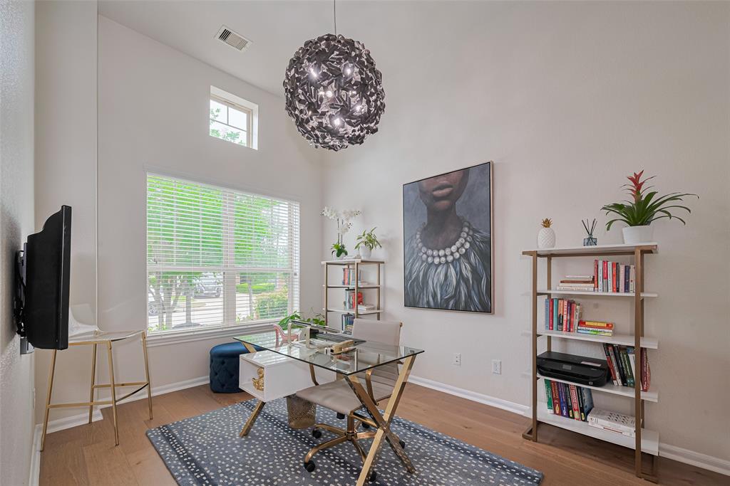 12205 Renewal Way, Houston, Texas image 4