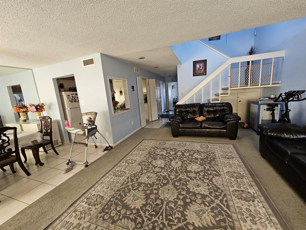 9807 Bent Branch Lane, Dallas, Texas image 3