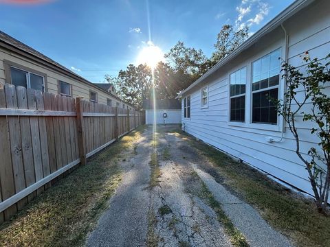 A home in Rosenberg