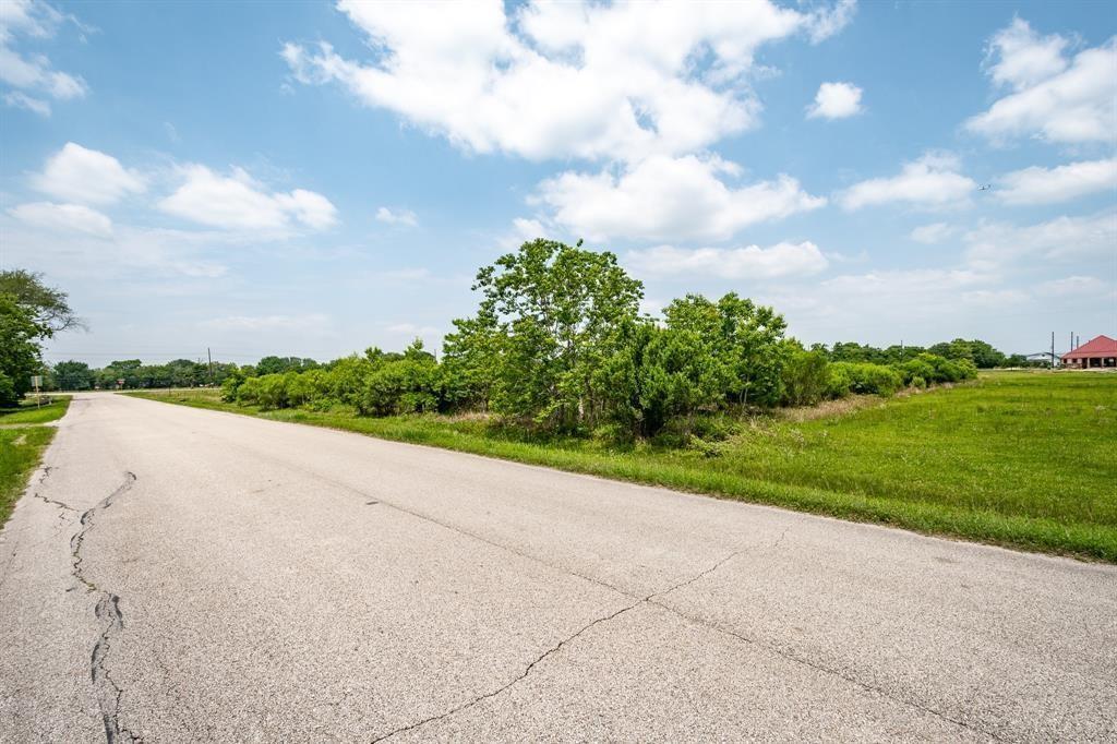 O Sherri Lane, Crosby, Texas image 19
