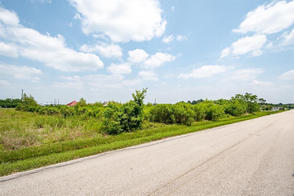 O Sherri Lane, Crosby, Texas image 21
