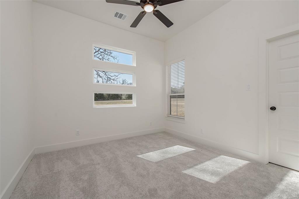 10414 Cornwall Ln, Iola, Texas image 17