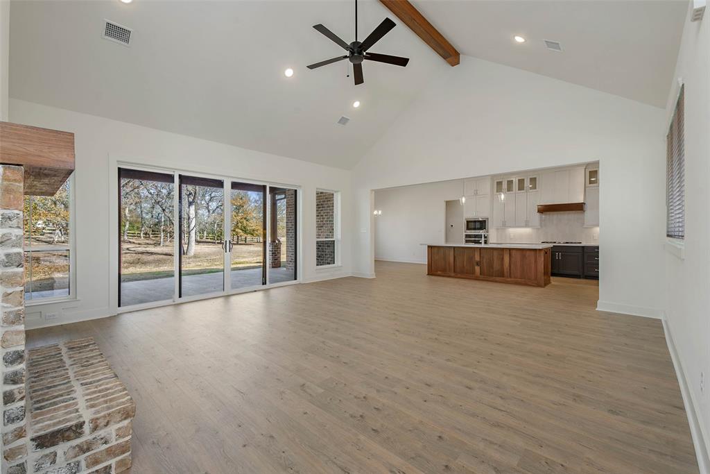 10414 Cornwall Ln, Iola, Texas image 6