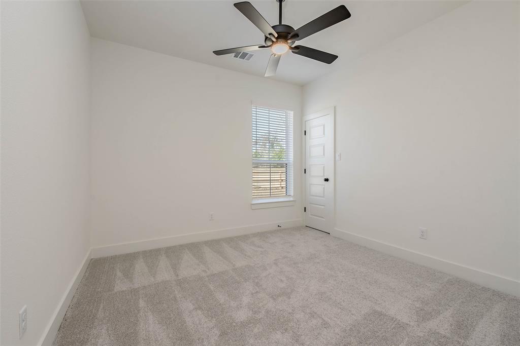 10414 Cornwall Ln, Iola, Texas image 18