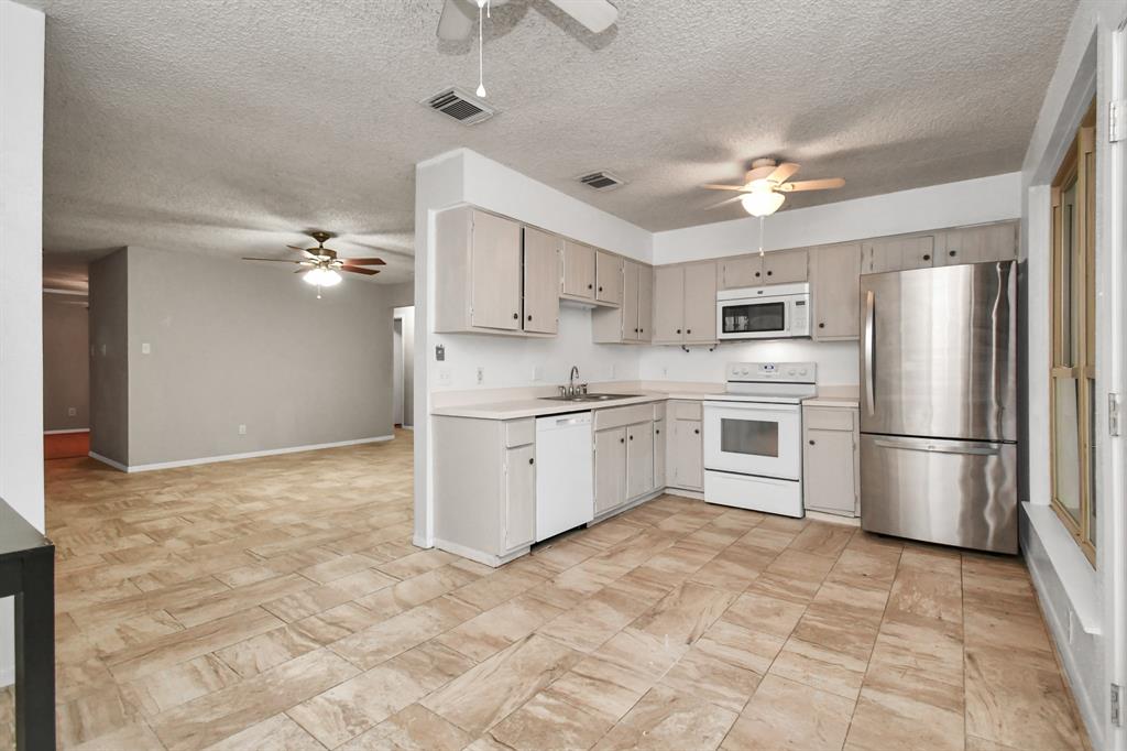 15011 Cypress Ridge Drive, Cypress, Texas image 18
