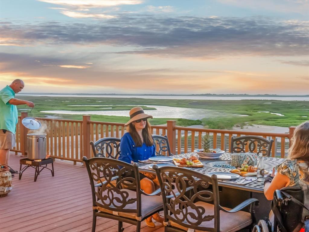 5411 Blue Water Highway, Freeport, Texas image 17
