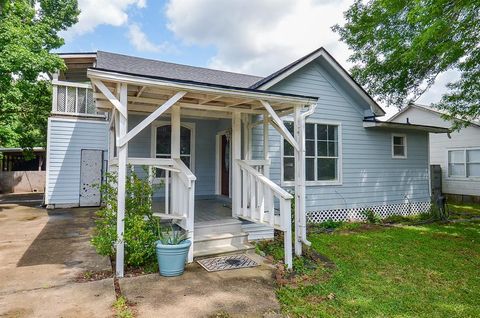 MLS: 18116225