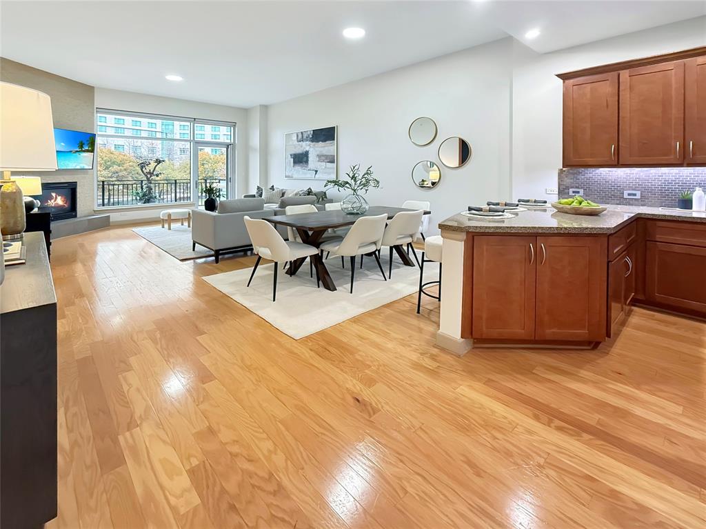 3 Waterway Court #2B, The Woodlands, Texas image 2