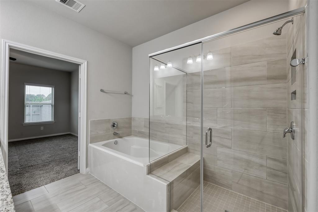 15331 Westland Gate Drive, Conroe, Texas image 17