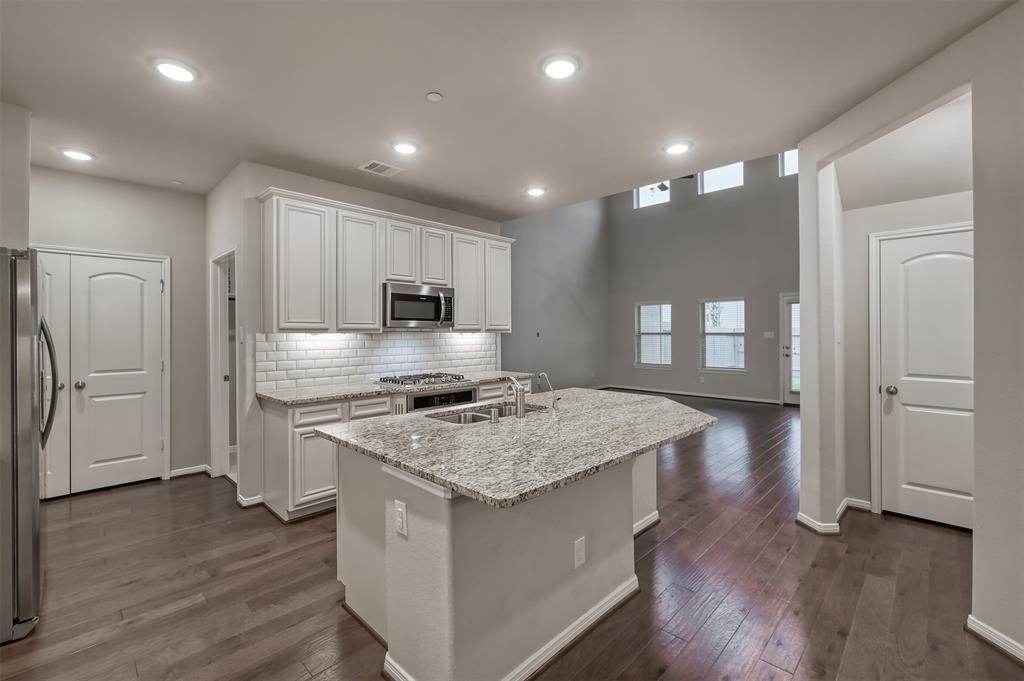 15331 Westland Gate Drive, Conroe, Texas image 5