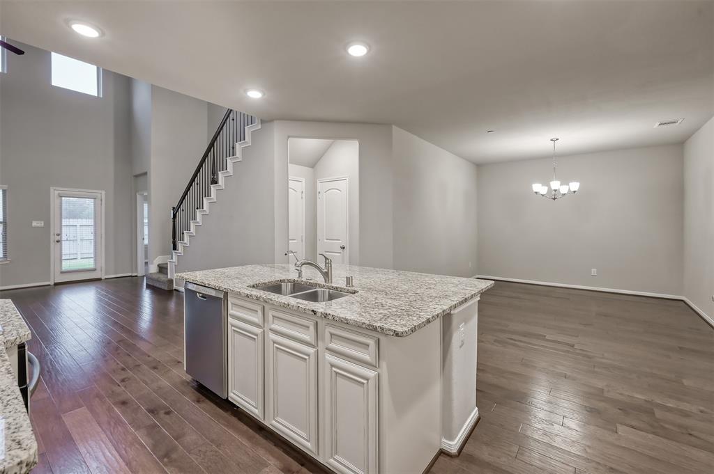 15331 Westland Gate Drive, Conroe, Texas image 8