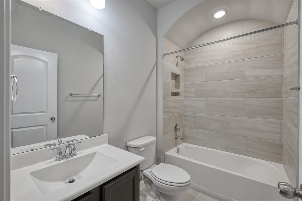 15331 Westland Gate Drive, Conroe, Texas image 24